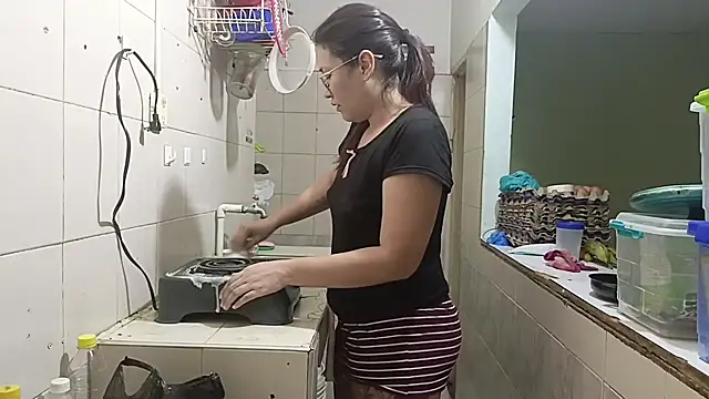 luxandracon23 online show from 02.12.25