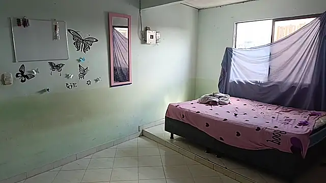 luxandracon23 online show from 02.12.25