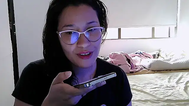 luxandracon23 online show from 10.11.25