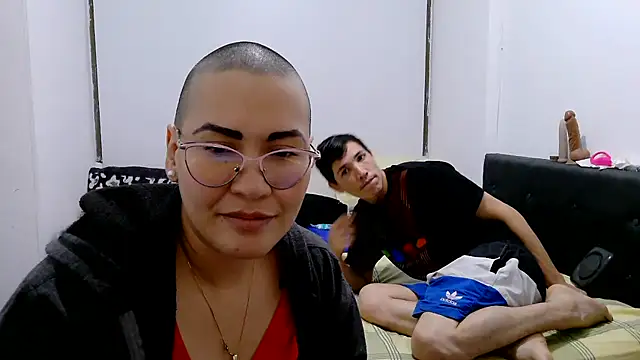 luxandracon23 online show from 11.21.25