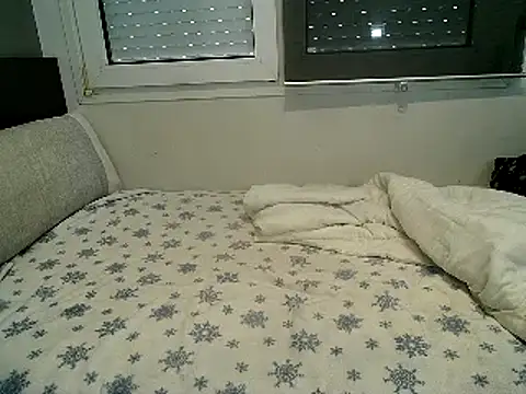 Snapshot of UnaDiosa chatting on 02.21.25 UnaDiosa online show from 02.21.25