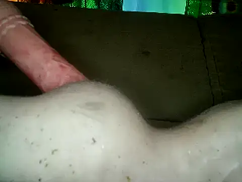 Snapshot of UnaDiosa chatting on 03.04.25 UnaDiosa online show from 03.04.25