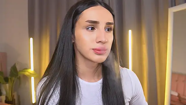 Kim Oberlin  online show from 11.13.25