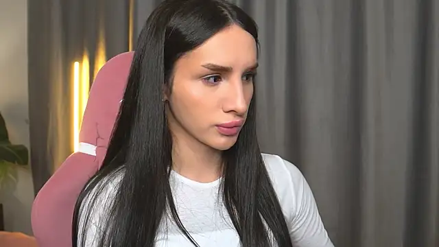 Kim Oberlin  online show from 11.18.25