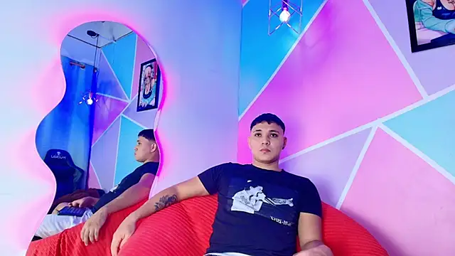 couple lovelyds online show from 11.06.25