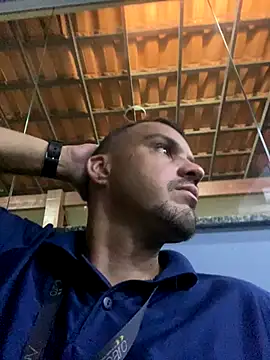 Vaguinhowqs online show from 10.18.25