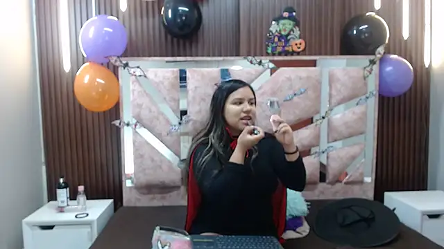 stephanieross202cl online show from 10.31.25