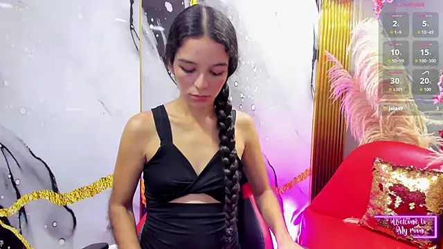 ariana  sweet  online show from 11.23.25