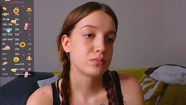 Snapshot of Sweet_Evva chatting on 02.22.26 Sweet Evva online show from 02.22.26
