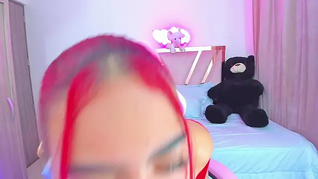 Snapshot of Sofia_martiin chatting on 02.24.25 Sofia martiin online show from 02.24.25