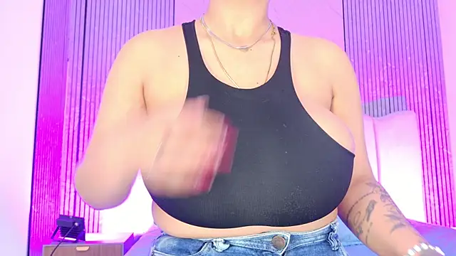 Snapshot of Sofia_martiin chatting on 01.11.26 Sofia martiin online show from 01.11.26