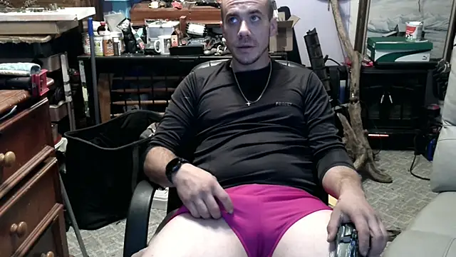 ScubaStevex online show from 11.17.25