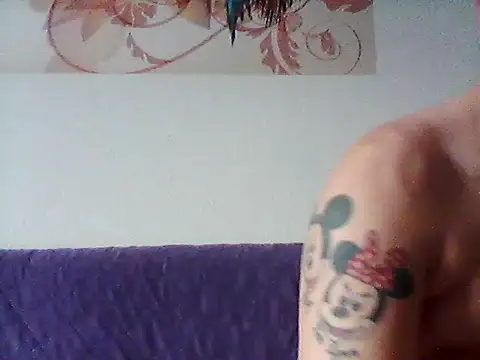 ich411983 online show from 04.13.26