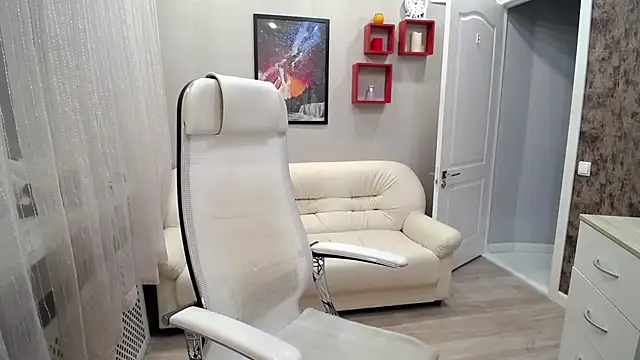 Milla Cutie18 online show from 12.03.25