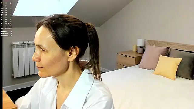 Lillian White online show from 02.22.25