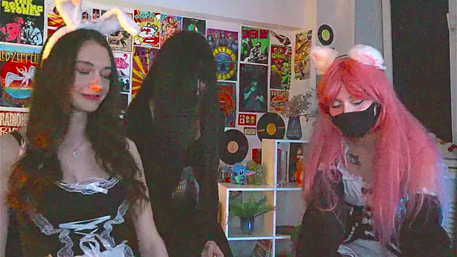 LuxRayi online show from 01.30.25