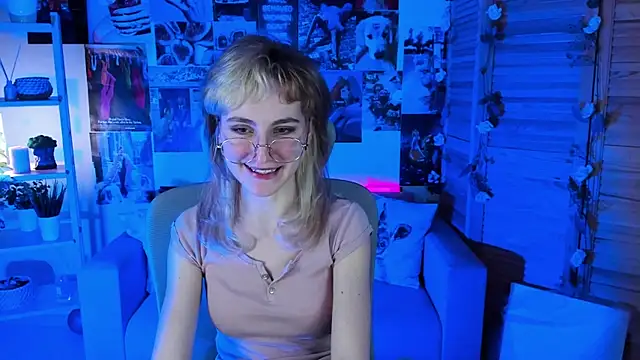 LuxRayi online show from 03.12.25