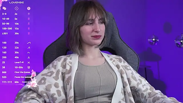 LuxRayi online show from 03.05.26