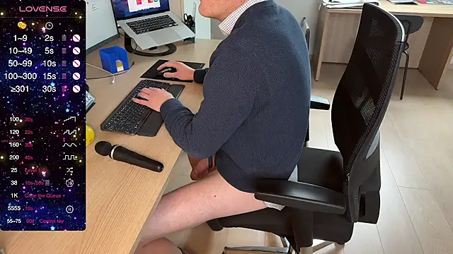 Snapshot of ikbeneendikkelul chatting on 01.15.25 ikbeneendikkelul online show from 01.15.25