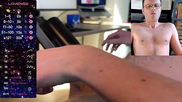 Snapshot of ikbeneendikkelul chatting on 03.18.25 ikbeneendikkelul online show from 03.18.25