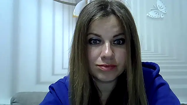 Snapshot of TinaFun4u chatting on 05.10.26 TinaFun4u online show from 05.10.26