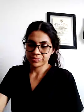 Snapshot of 02julieta chatting on 10.24.25 02julieta online show from 10.24.25