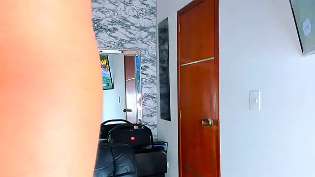 Owen Muzcle online show from 02.22.25