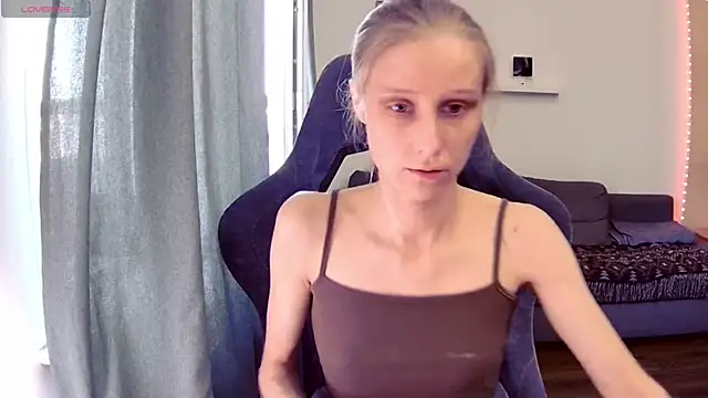 Snapshot of KatiKate chatting on 07.31.26 KatiKate online show from 07.31.26