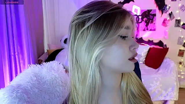 BattyMelody online show from 10.31.25