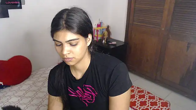 Snapshot of Pocahontas_Princess_ chatting on 04.22.26 Pocahontas Princess online show from 04.22.26