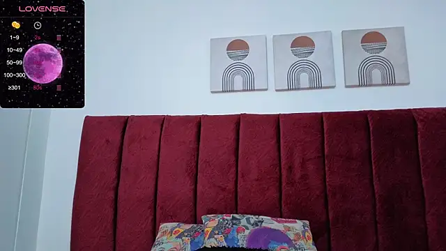 selena castillo online show from 11.09.25