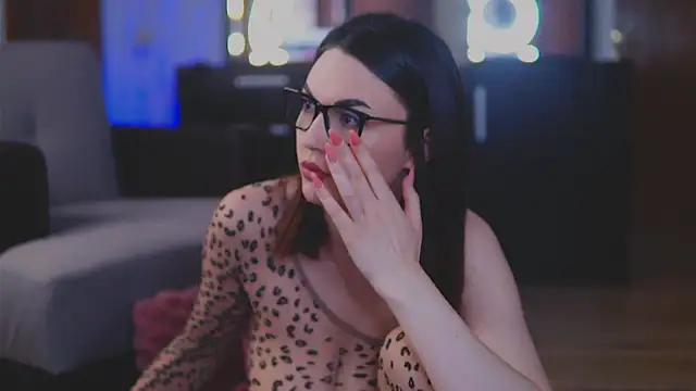 Mona Lisss online show from 01.22.25