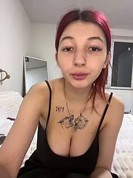 Alissa kiss online show from 12.18.24