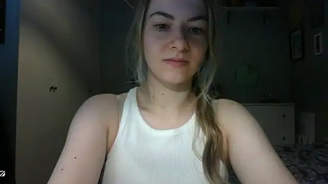 Snapshot of ROSIEx_sweet chatting on 05.05.26 ROSIEx sweet online show from 05.05.26
