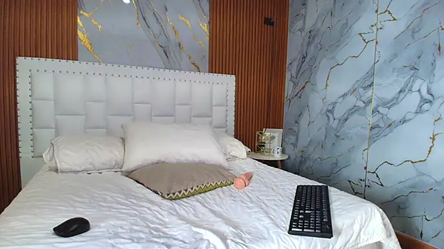 hornybarelylegalgirl online show from 12.16.24