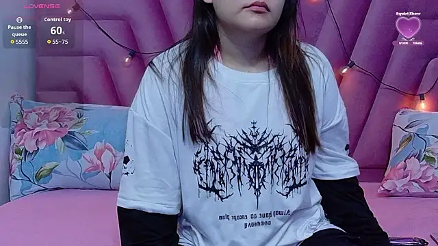 hornybarelylegalgirl online show from 02.26.26