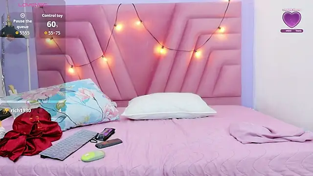 hornybarelylegalgirl online show from 04.02.26