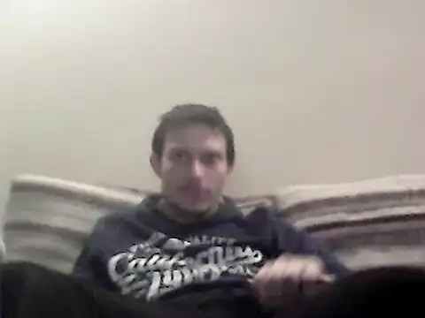 Snapshot of pishlei chatting on 12.13.24 pishlei online show from 12.13.24