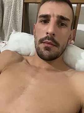 Snapshot of PuntingPaperer chatting on 11.08.25 PuntingPaperer online show from 11.08.25