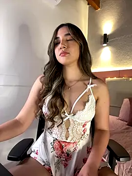 AniiRose online show from 09.20.25