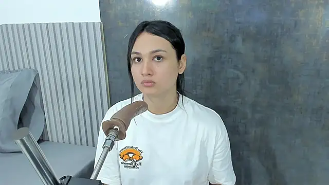 Snapshot of lana_boomer chatting on 02.28.25 lana boomer online show from 02.28.25