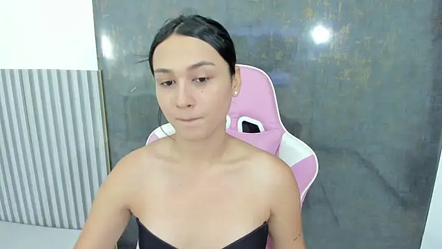 Snapshot of lana_boomer chatting on 09.12.25 lana boomer online show from 09.12.25