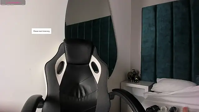 Carolina Evanss online show from 03.04.26