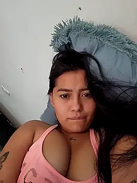 Snapshot of Val_clarck chatting on 12.05.24 Val clarck online show from 12.05.24