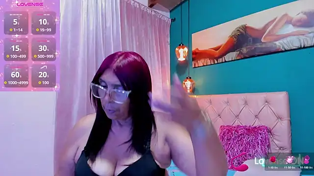 Snapshot of renata_milf_ chatting on 03.06.26 renata milf online show from 03.06.26