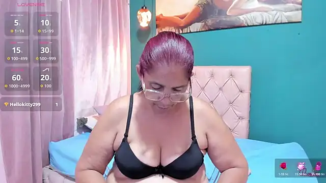 Snapshot of renata_milf_ chatting on 03.19.26 renata milf online show from 03.19.26