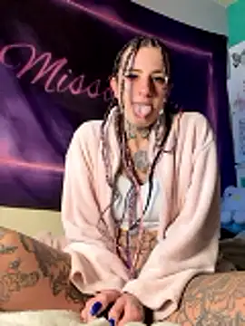 Snapshot of BlazyKitsune- chatting on 01.07.26 BlazyKitsune- online show from 01.07.26