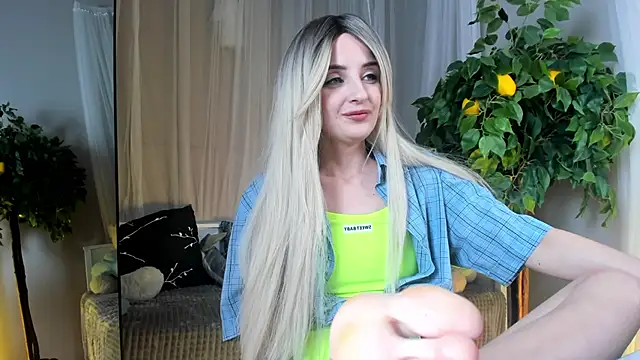 Katty Lights online show from 01.27.25