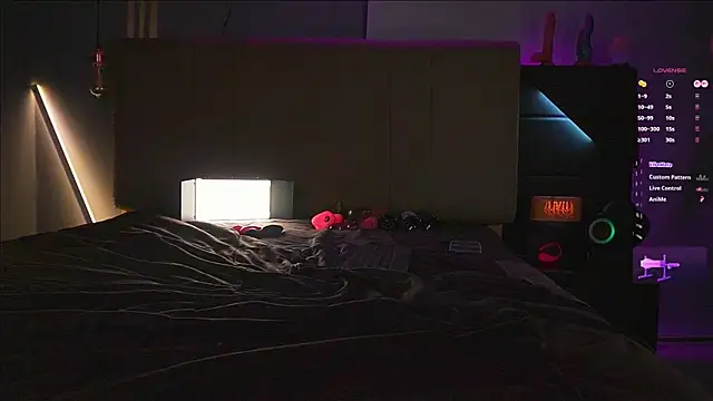 samuel boy tatoo online show from 01.09.26