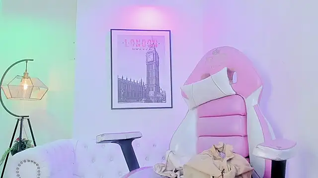 Theia moon online show from 03.14.25